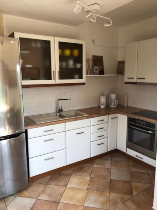 Ferienwohnung Laendlichmodern, Barrierefrei バート・ネンドルフ エクステリア 写真