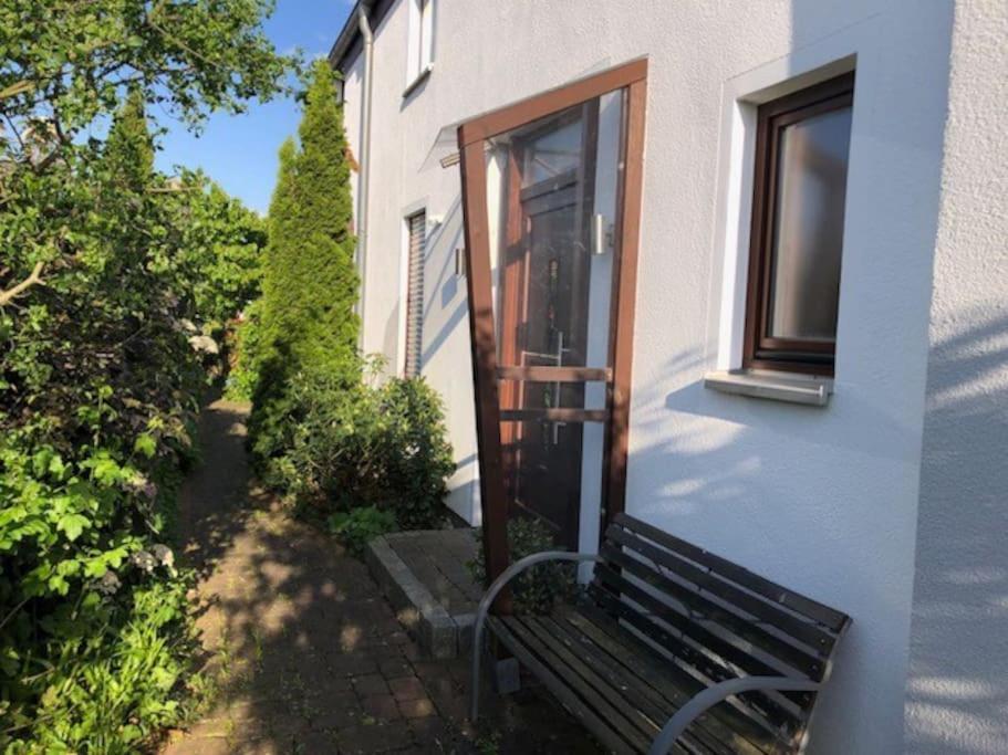 Ferienwohnung Laendlichmodern, Barrierefrei バート・ネンドルフ エクステリア 写真